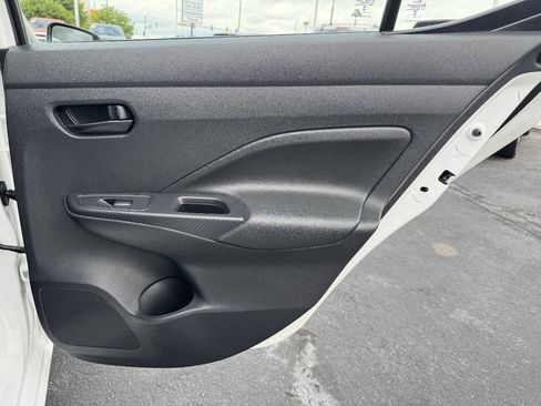 Used 2023 Nissan Versa S FWD image 21