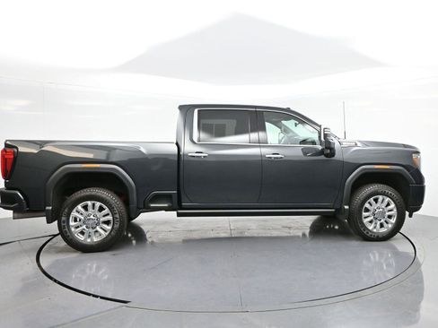Used 2022 GMC Sierra 2500 Denali w/ Denali Ultimate Package AWD/4WD image 8