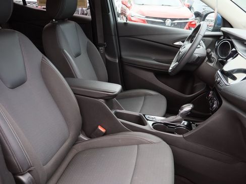 Used 2023 Buick Encore GX Preferred w/ Cold Weather Comfort Package FWD image 27