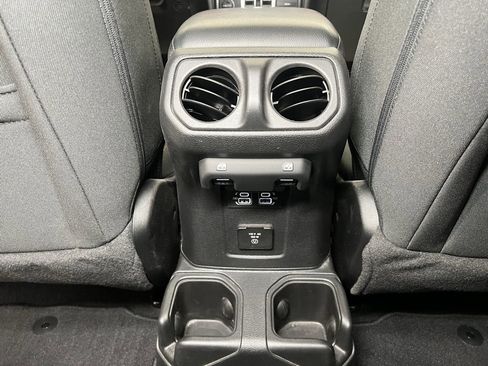 Used 2023 Jeep Wrangler Unlimited Rubicon w/ Cold Weather Group image 23