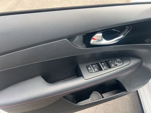 Certified 2023 Kia Forte GT w/ GT2 Package image 7