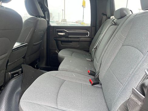 Used 2024 RAM 2500 Big Horn w/ Sport Appearance Package image 9