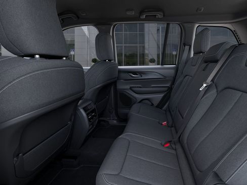 New 2026 Jeep Grand Cherokee Laredo image 24