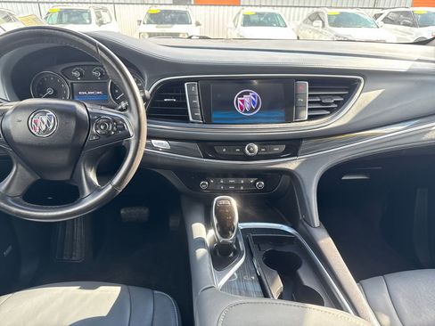 Used 2020 Buick Enclave Essence w/ Sound and Sites Package AWD/4WD image 17