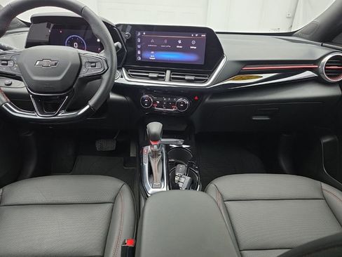 Used 2024 Chevrolet Trax RS w/ Driver Confidence Package image 31