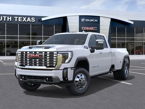 New 2026 GMC Sierra 3500 Denali w/ Denali Reserve Package AWD/4WD image 6