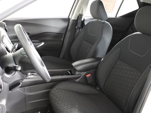 Certified 2022 Nissan Kicks SV image 19