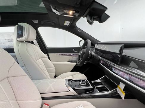 New 2026 BMW 760i xDrive w/ Executive Package AWD/4WD image 6