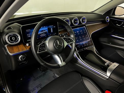 Used 2023 Mercedes-Benz C 300 4MATIC Sedan image 12