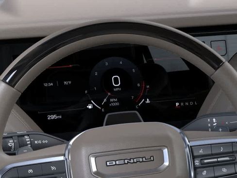 New 2026 GMC Yukon Denali w/ Advanced Technology Package RWD image 18