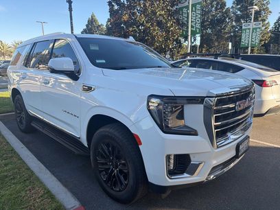 Used 2023 GMC Yukon SLT w/ SLT Premium Package