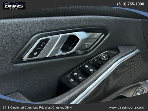 Used 2020 BMW 330i xDrive Sedan AWD/4WD image 18