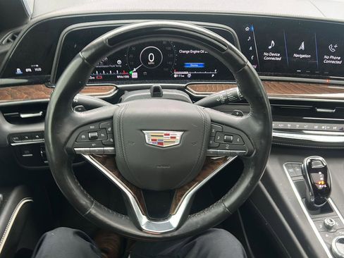Used 2021 Cadillac Escalade Premium Luxury Platinum AWD/4WD image 13
