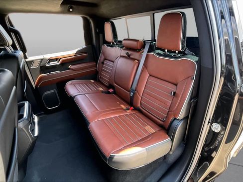 Used 2018 GMC Sierra 1500 SLT w/ Enhanced Driver Alert Package RWD image 21