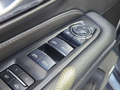 Used 2024 GMC Yukon Denali w/ Max Trailering Package image 17