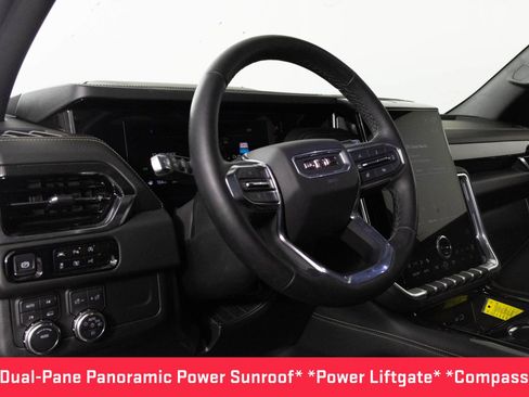 Used 2025 GMC Yukon Elevation image 5