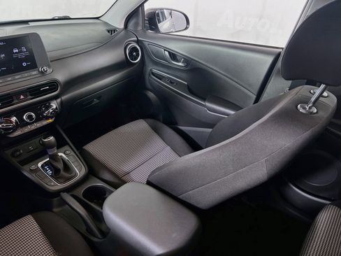 Used 2023 Hyundai Kona SE image 21