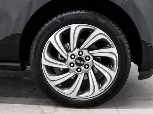 Used 2023 Lincoln Navigator L Reserve image 11