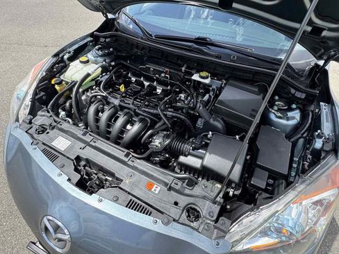 Used 2012 MAZDA MAZDA3 i Touring FWD image 36