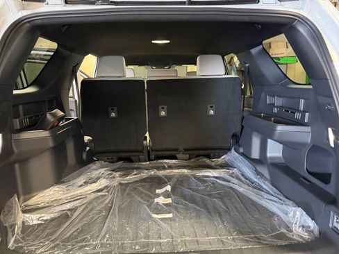 Used 2025 Toyota 4Runner SR5 image 19