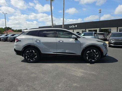 Used 2023 Kia Sportage SX image 13