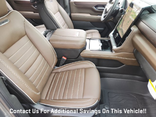 New 2027 GMC Yukon Denali Ultimate w/ LPO, Floor Liner Package AWD/4WD image 10