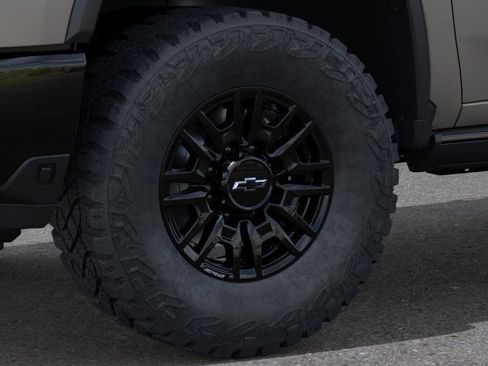 New 2026 Chevrolet Silverado 2500 ZR2 image 9