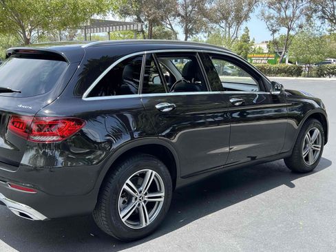 Used 2020 Mercedes-Benz GLC 300 4MATIC w/ Premium Package image 54