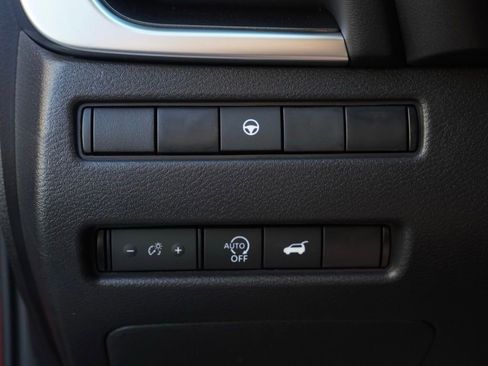 New 2026 Nissan Rogue SV image 10