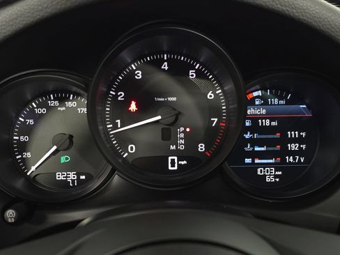 Certified 2025 Porsche Macan AWD/4WD image 15