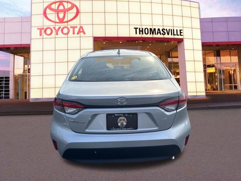 Used 2026 Toyota Corolla LE FWD image 6