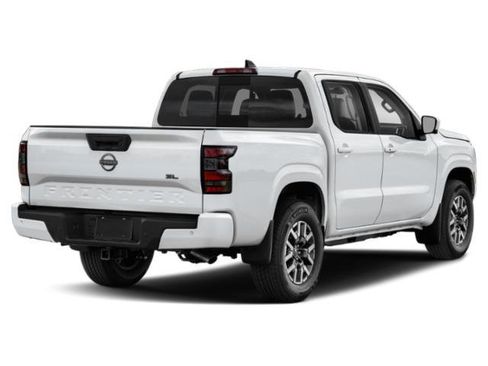 Used 2025 Nissan Frontier SL AWD/4WD image 5