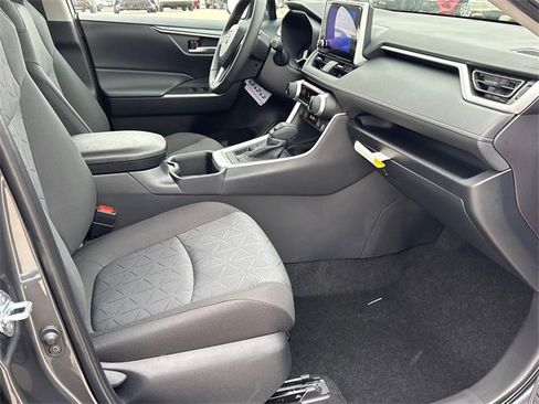 New 2025 Toyota RAV4 XLE image 11