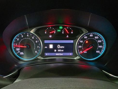 Used 2022 Chevrolet Equinox LT FWD image 17