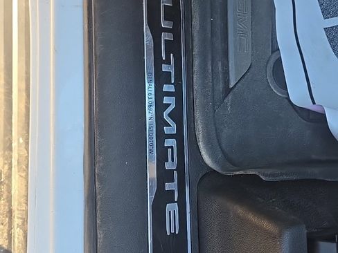 Used 2024 GMC Sierra 3500 Denali Ultimate image 16