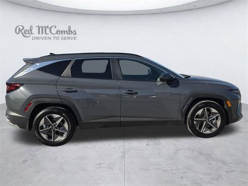 Certified 2025 Hyundai Tucson SEL FWD image 8