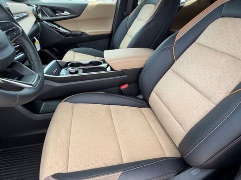 New 2026 Chevrolet Equinox ACTIV image 12