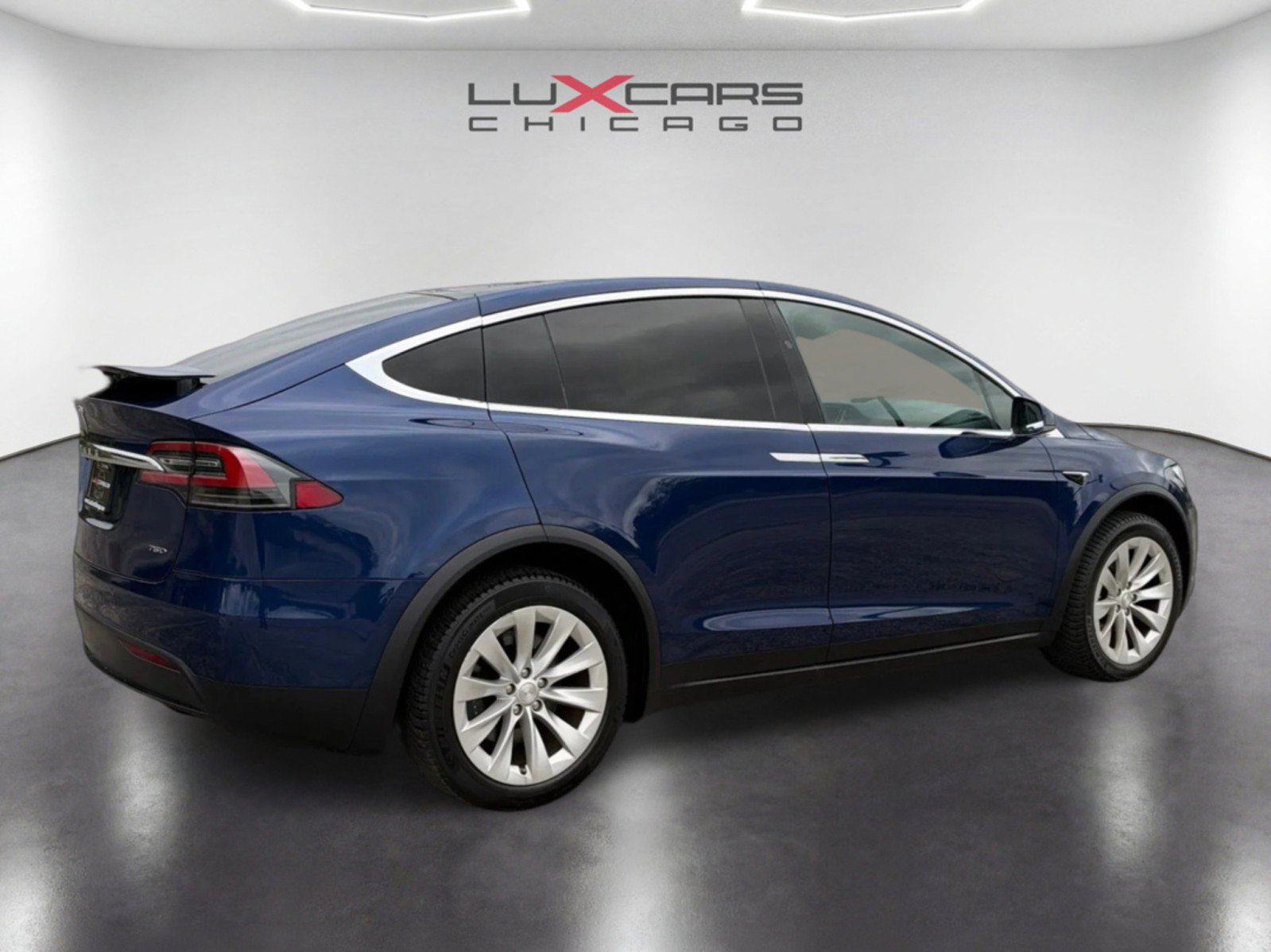 Used 2017 Tesla Model X 75D AWD/4WD image 5