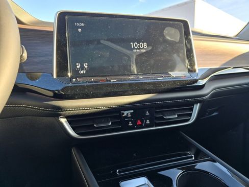 New 2026 Volkswagen Atlas SEL image 24