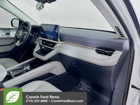 New 2026 Ford Explorer Active AWD/4WD image 33