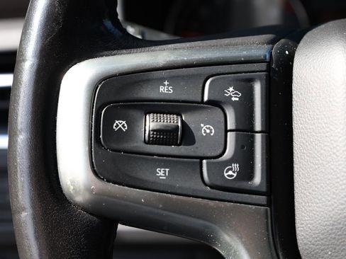 Used 2021 Chevrolet Suburban LT w/ LT Signature Package image 37