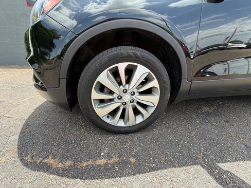 Used 2018 Buick Encore Preferred AWD/4WD image 9