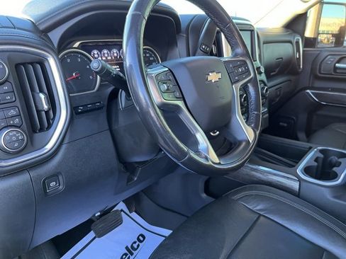 Used 2020 Chevrolet Silverado 2500 LTZ w/ LTZ Premium Package image 12