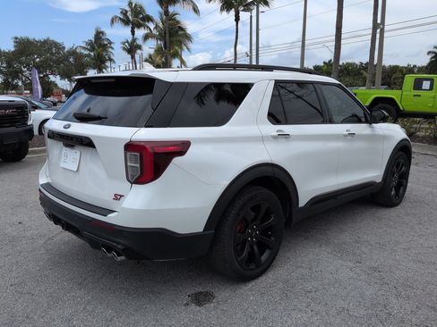 Used 2022 Ford Explorer ST w/ ST Street Pack AWD/4WD image 5