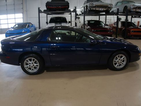Used 2001 Chevrolet Camaro LT w/ Preferred Equipment Group 1 image 6