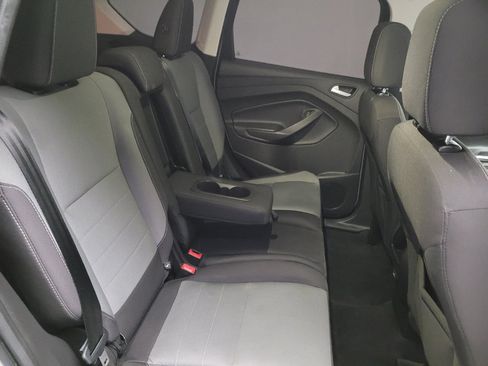 Used 2016 Ford Escape SE FWD image 19