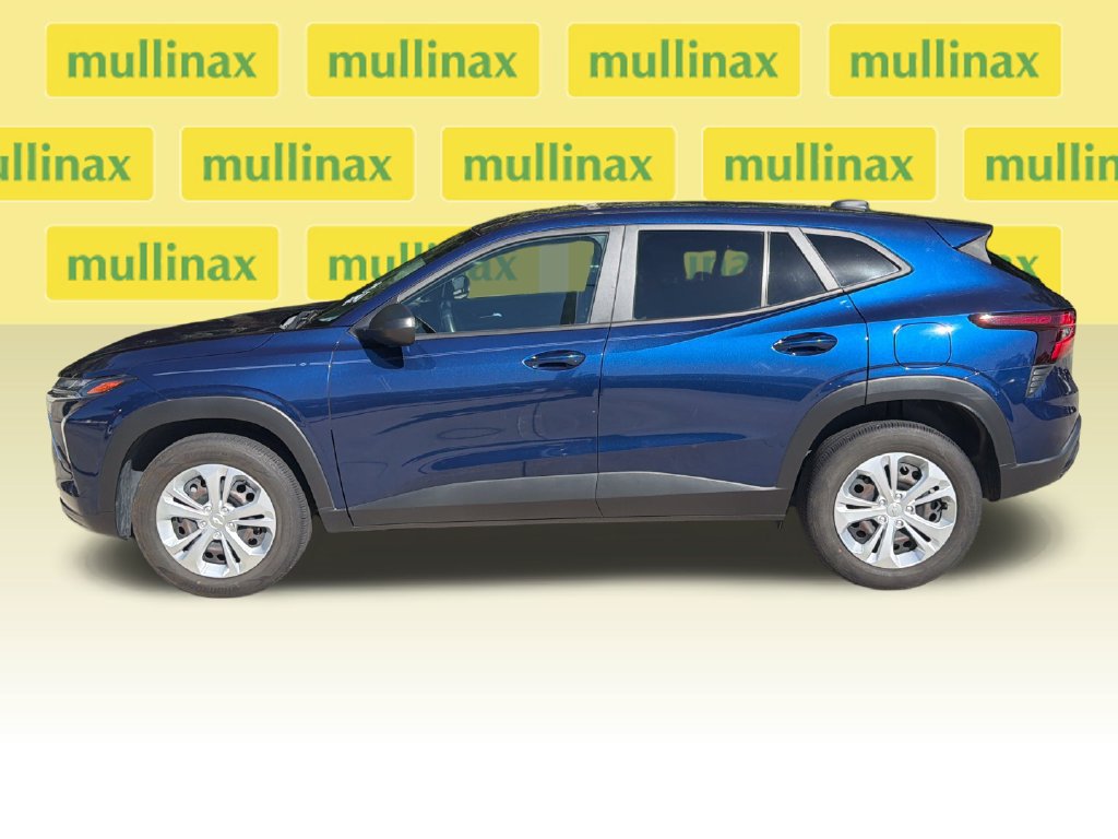 Used 2024 Chevrolet Trax LS FWD image 10