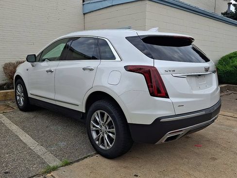 Certified 2023 Cadillac XT5 Premium Luxury AWD/4WD image 2