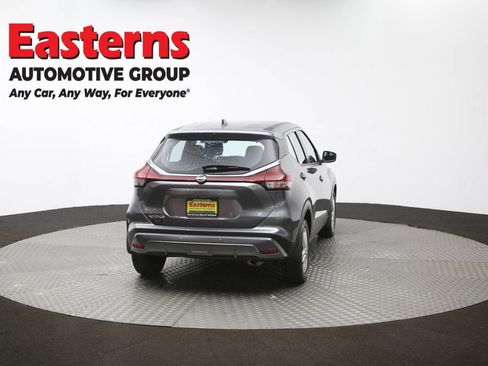 Used 2023 Nissan Kicks S image 39