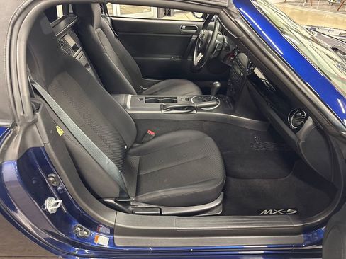 Used 2008 MAZDA MX-5 Miata Sport image 52